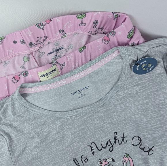 Life Is Good Flamingo Girls Night Out PJ Set Short Sleeve Shorts Pink Grey M NWT - Picture 13 of 13